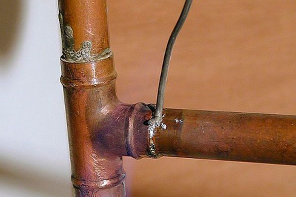 reparar fugas de agua pequenas