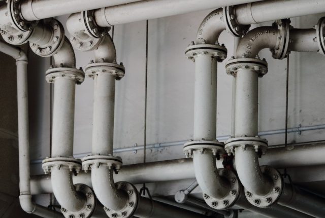 Cómo detectar fugas de agua en tuberias enterradas