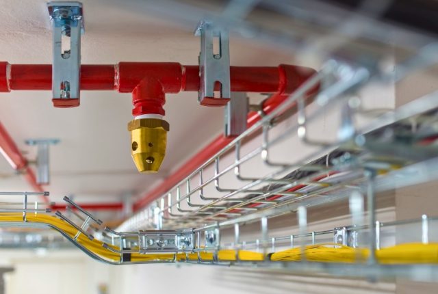 redes contra incendios en edificios comerciales